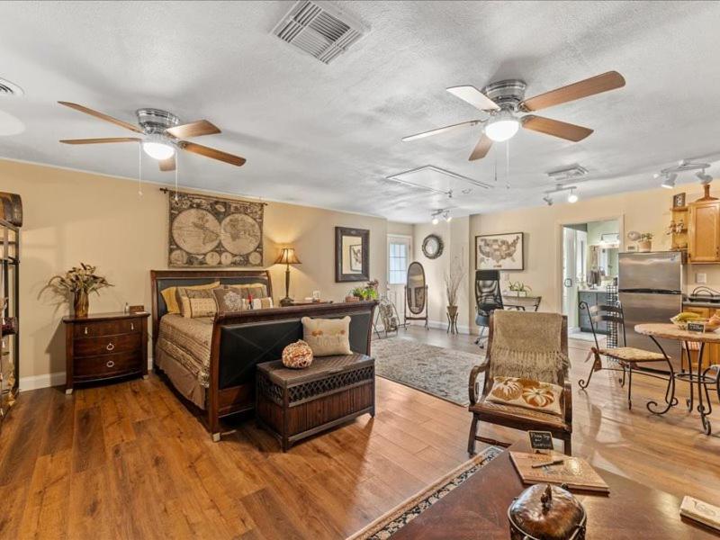 College Park-Orlando 5Star Villa Oasis - Home Away From Home - Quiet Neighborhood-Private Botanical Courtyard - Mins From Eola,Dt, Winter Park - Free Parking & Ev Plug In Екстериор снимка